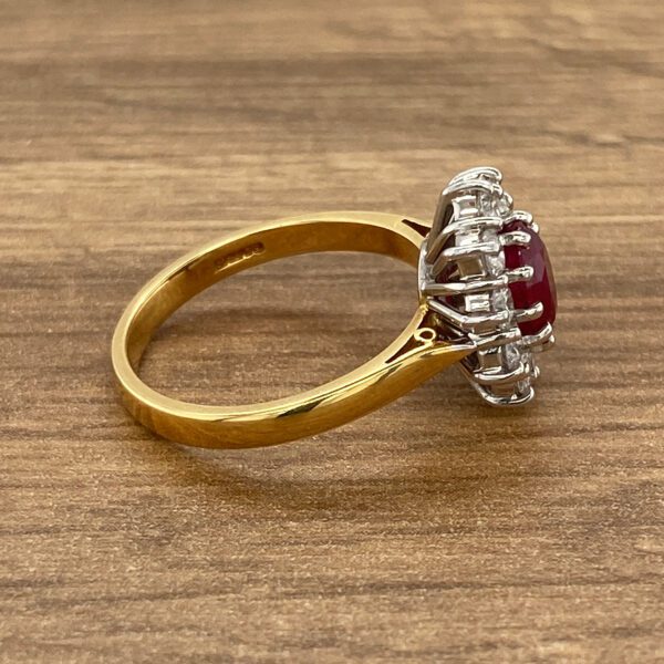 Gold ring with ruby and diamonds.