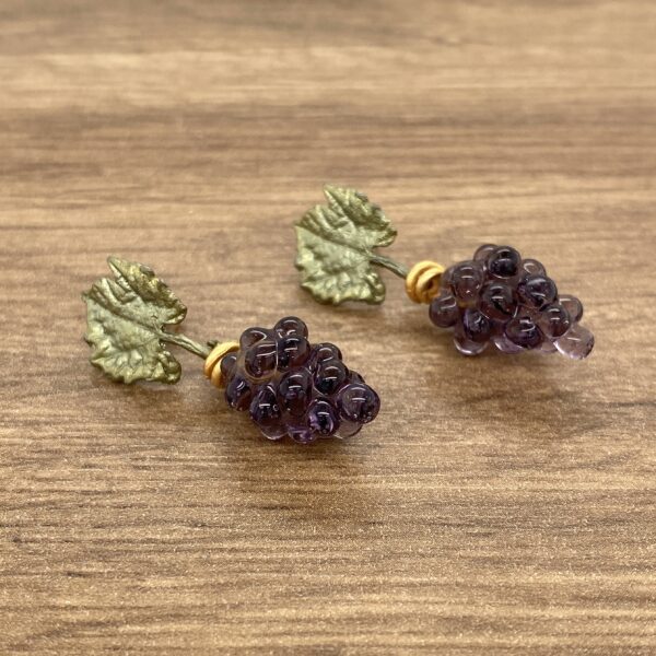 Purple glass grape earrings with leaves.