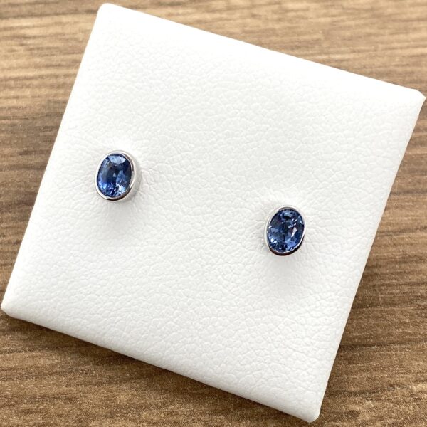 Pair of blue sapphire stud earrings.