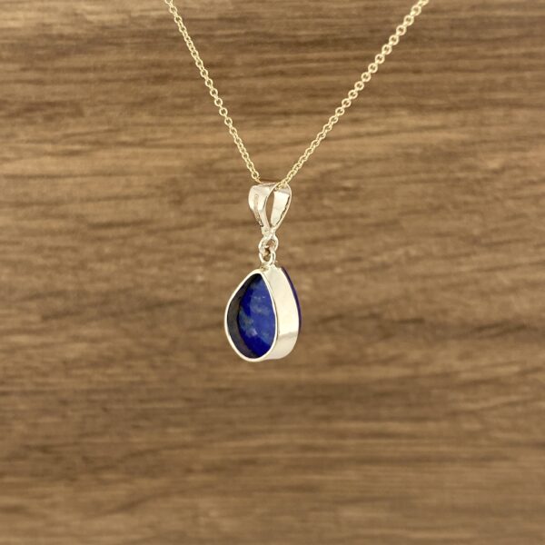 Silver lapis lazuli teardrop pendant.